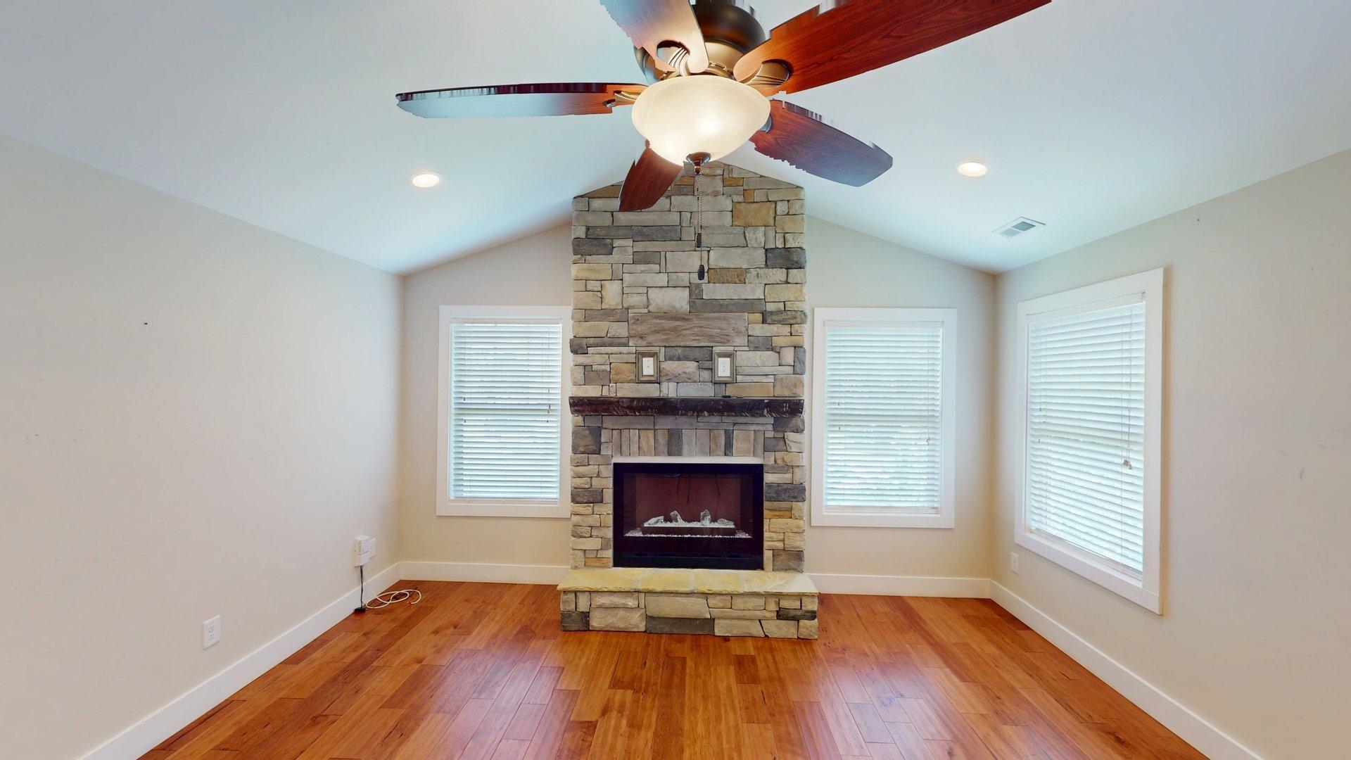 330 Saddlers Run Chesnee, SC 29323 - Photo 4 of 41