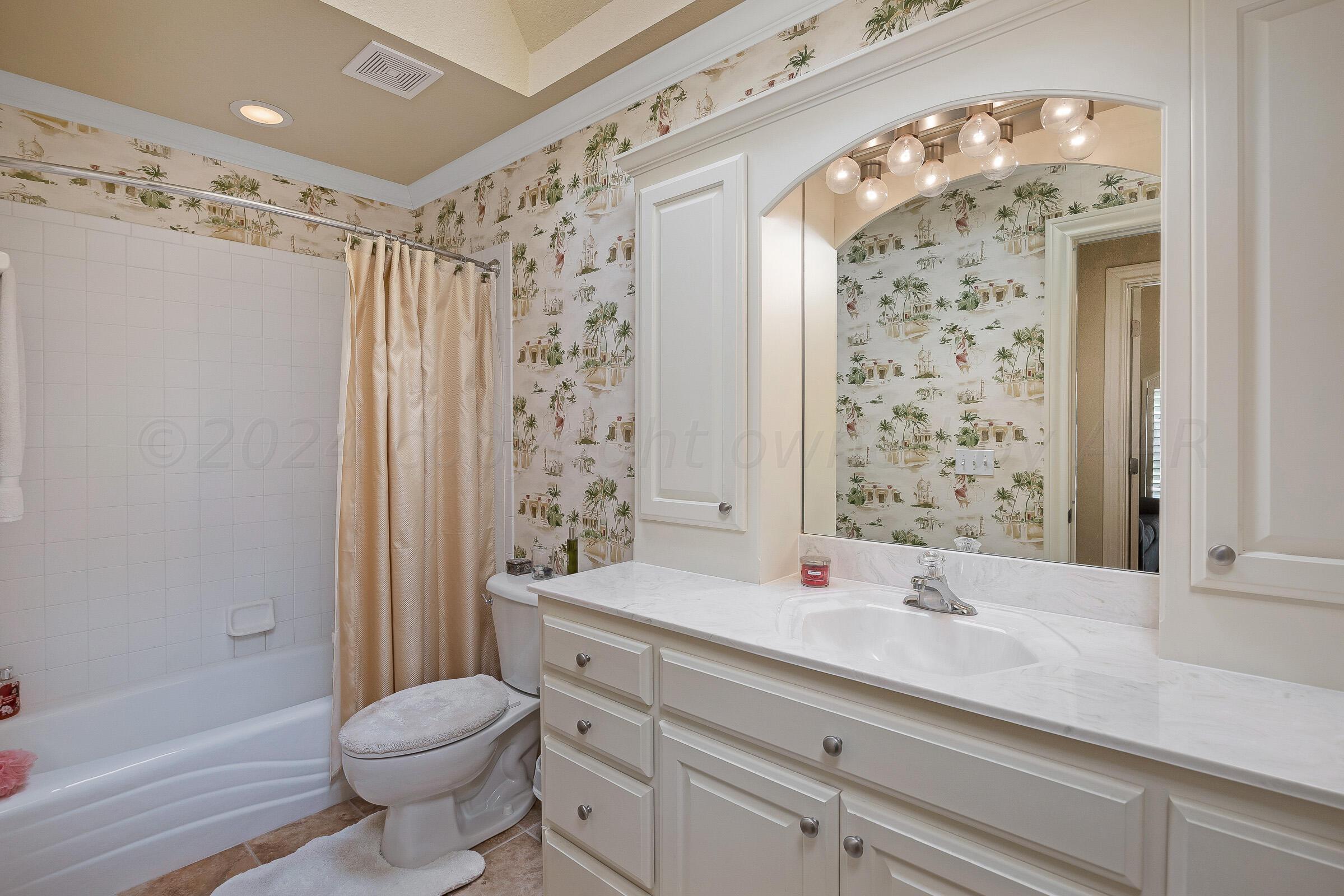 6012 Millie Place Amarillo, TX 79119 - Photo 12 of 27 021_Bathroom 3