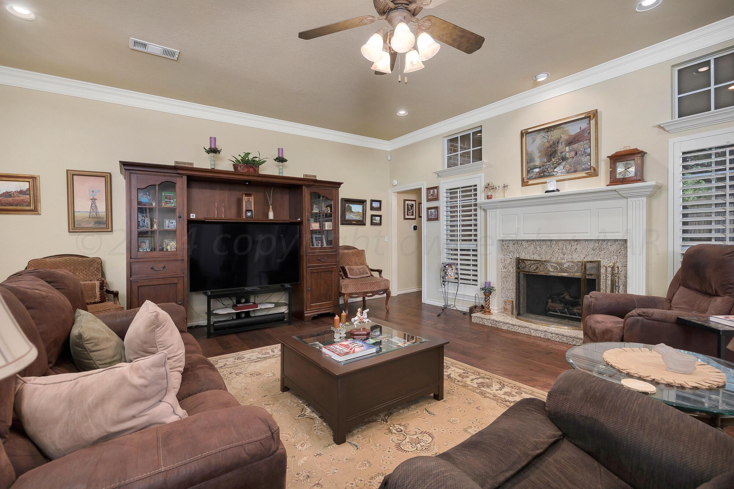 6012 Millie Place Amarillo, TX 79119 - Photo 22 of 27 007_Living Room 3