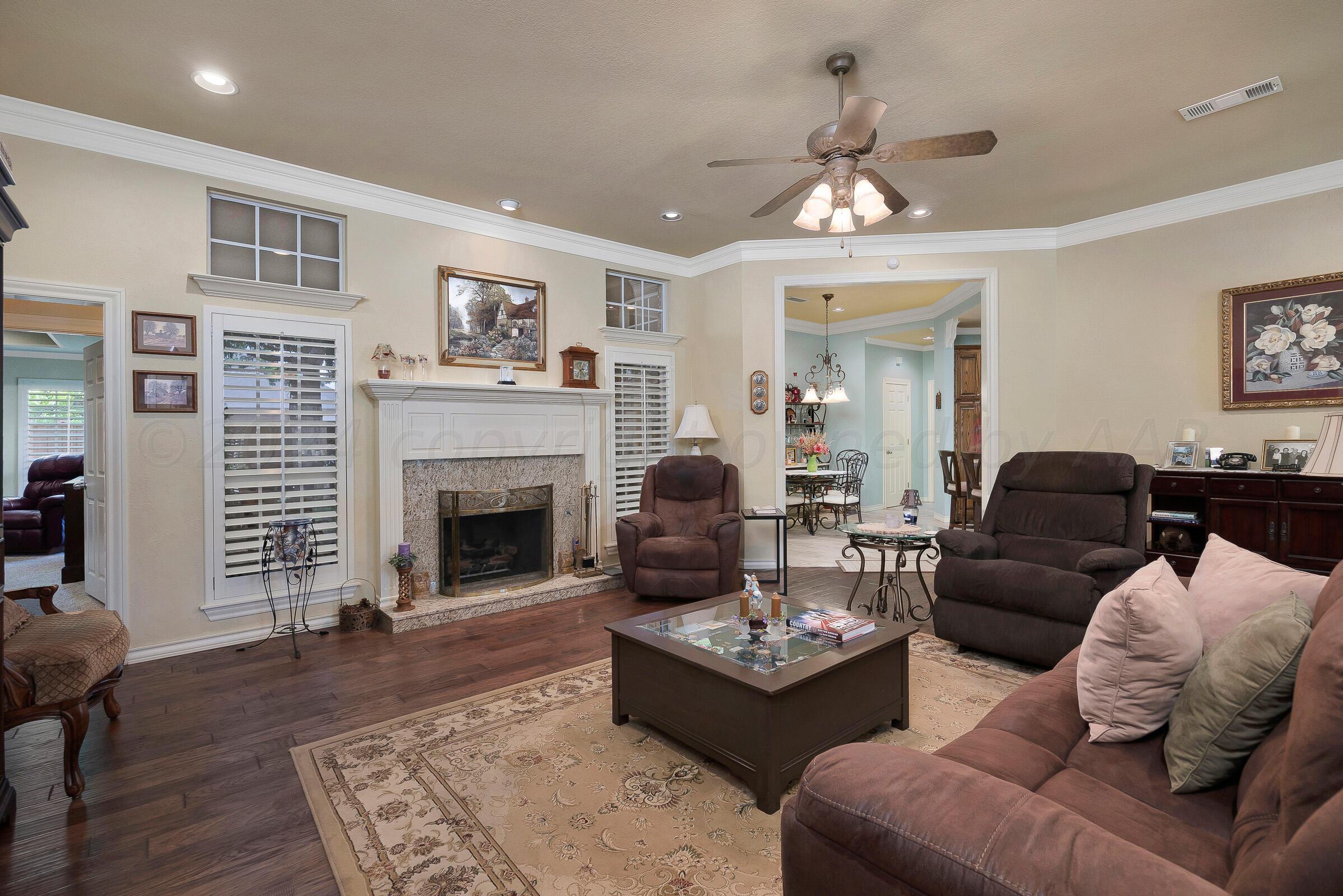 6012 Millie Place Amarillo, TX 79119 - Photo 23 of 27 006_Living Room 2