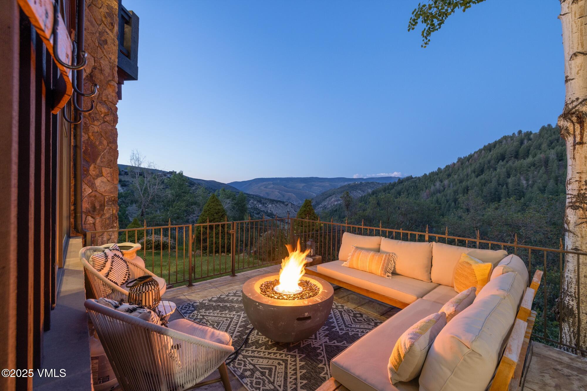 1122 Red Draw Edwards, CO 81632 - Photo 31 of 54 a outdoor view with a sitting space