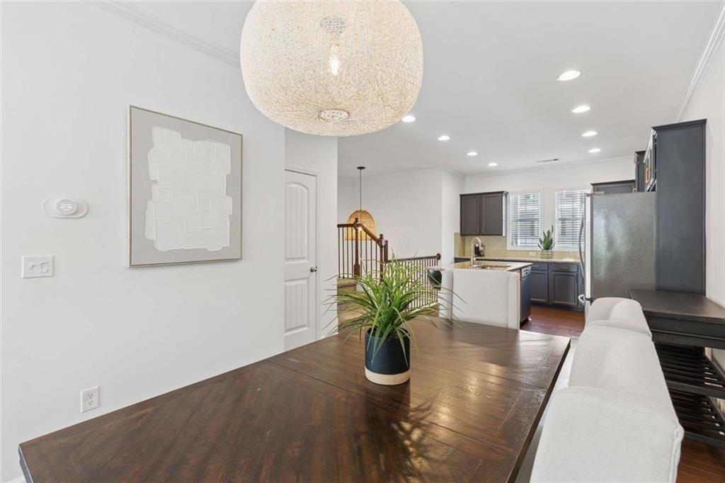 1326 Kingston Trail Decatur, GA 30033 - Photo 11 of 47