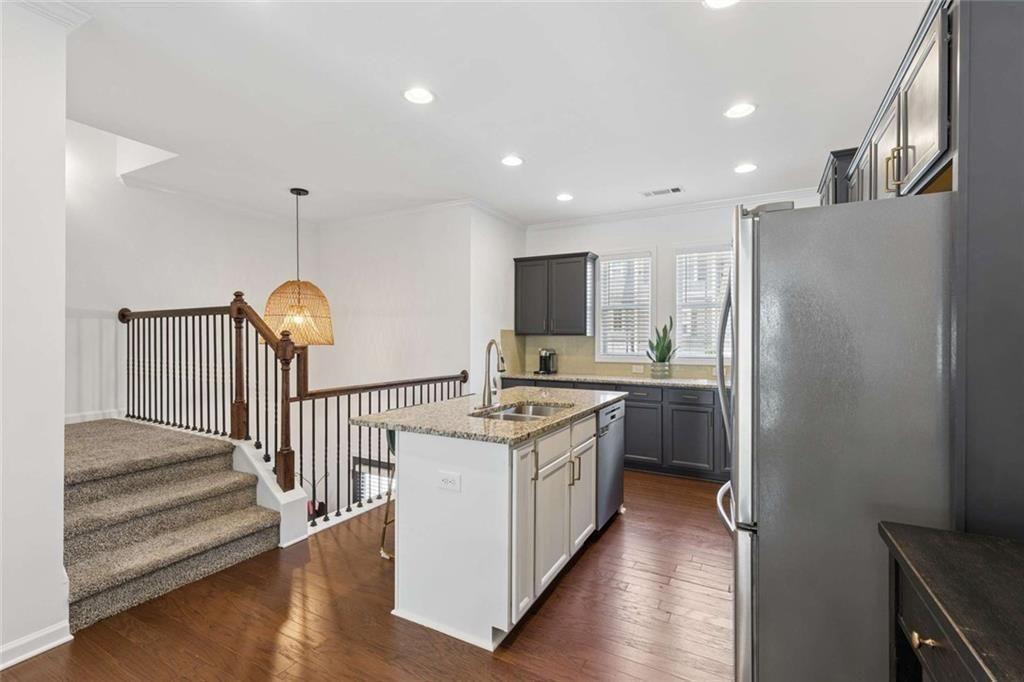 1326 Kingston Trail Decatur, GA 30033 - Photo 12 of 47