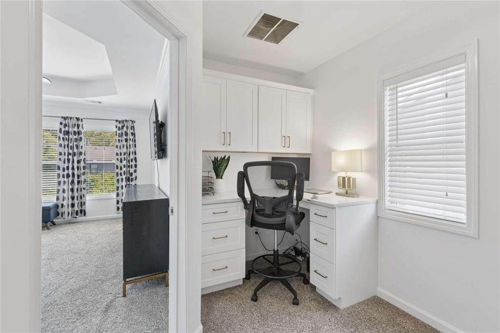 1326 Kingston Trail Decatur, GA 30033 - Photo 20 of 47