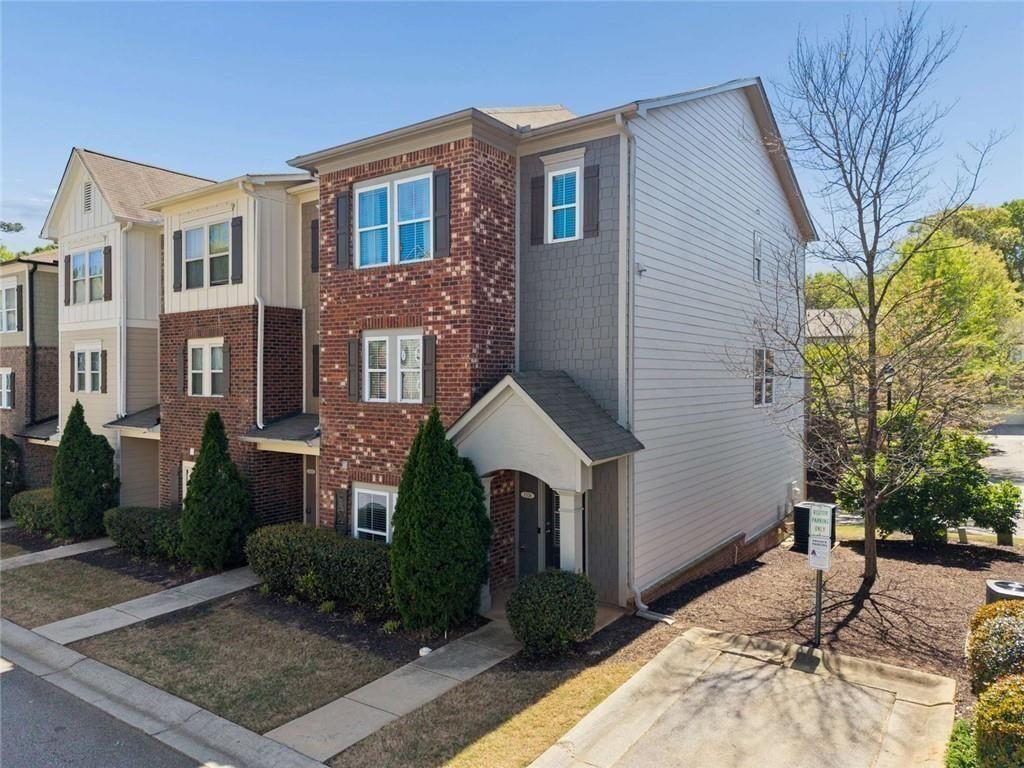 1326 Kingston Trail Decatur, GA 30033 - Photo 3 of 47