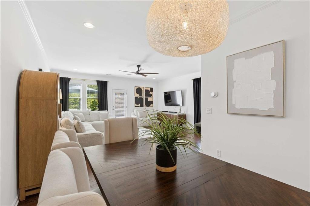 1326 Kingston Trail Decatur, GA 30033 - Photo 10 of 47