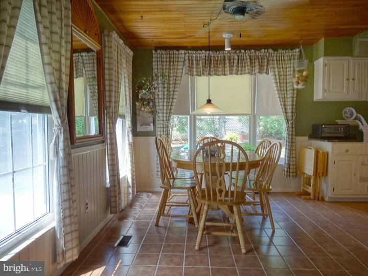 5898 Tibby Road Bensalem, PA 19020 - Photo 3 of 25 Gallery Image 3
