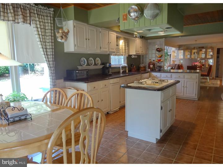 5898 Tibby Road Bensalem, PA 19020 - Photo 4 of 25 Gallery Image 4