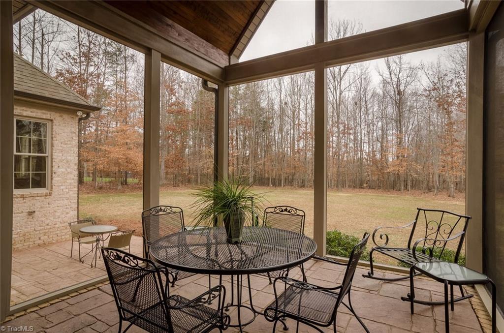 7504 Hearthridge Court Oak Ridge, NC 27310 - Photo 5 of 30 Gallery Image 5