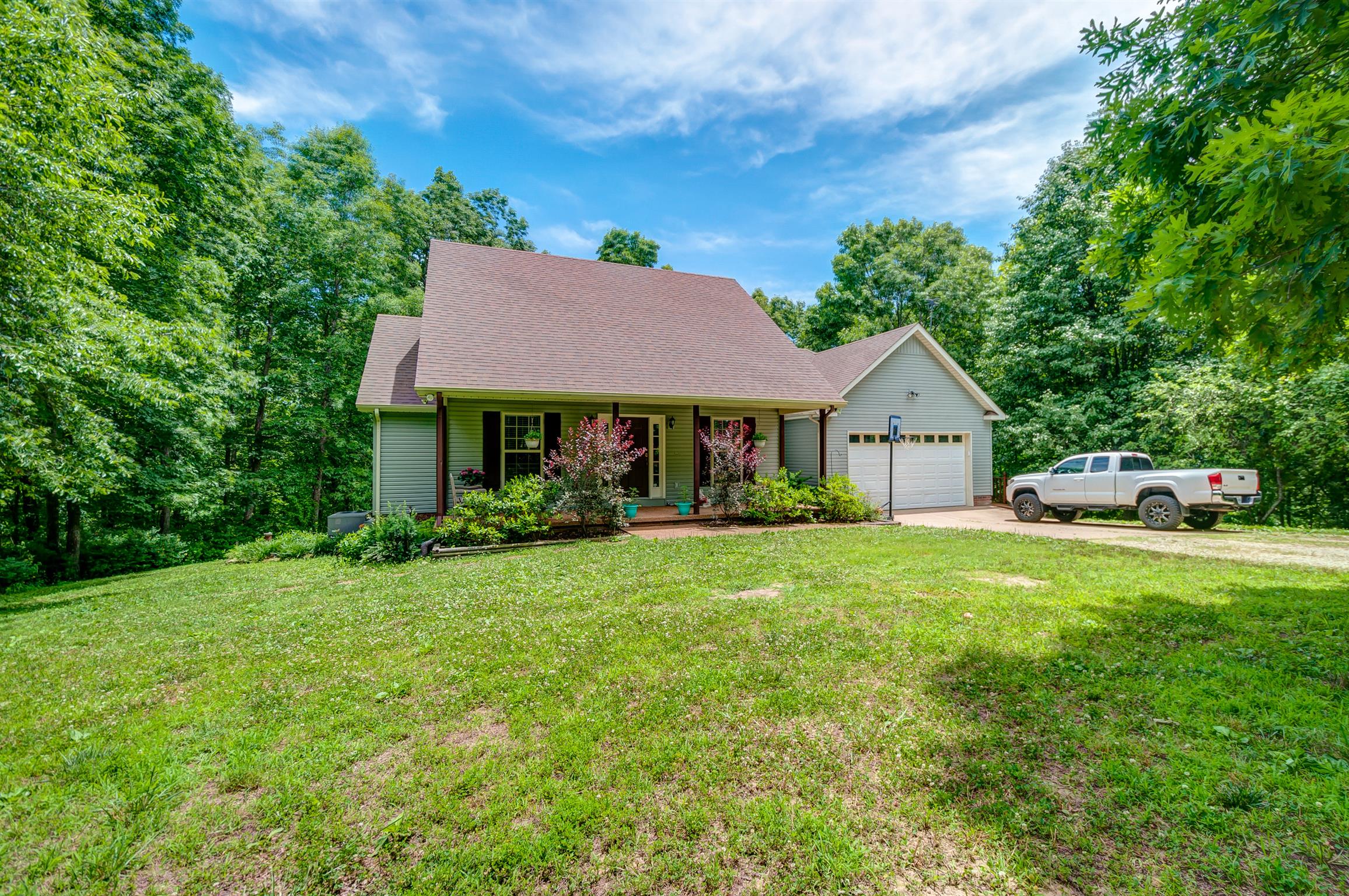 656 Overhead Bridge Road Hampshire, TN 38461 - Photo 1 of 28 Gallery Image 1
