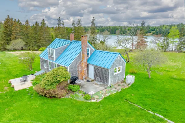 $985,000 | 17 Barbour Farm Road, Stonington, ME 04681