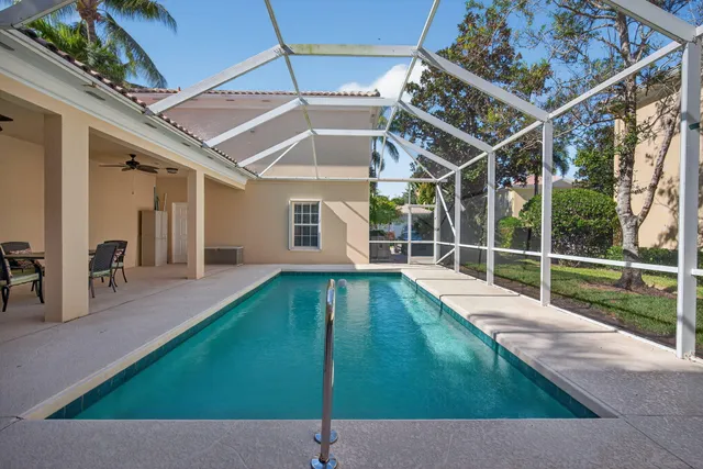 $1,399,999 | 3518 Community Drive, Jupiter, FL 33458