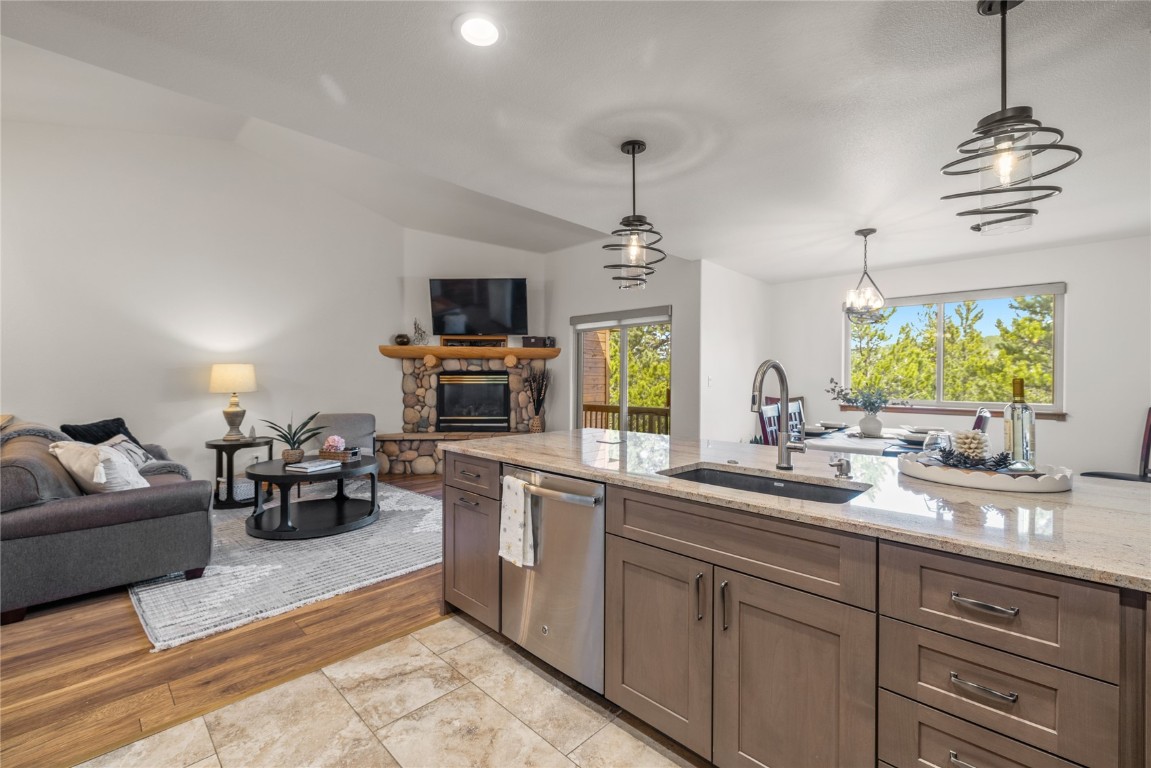97 Lookout Ridge Drive, Unit 97 Dillon, CO 80435 - Photo 19 of 41 Fully remodeled Kitchen