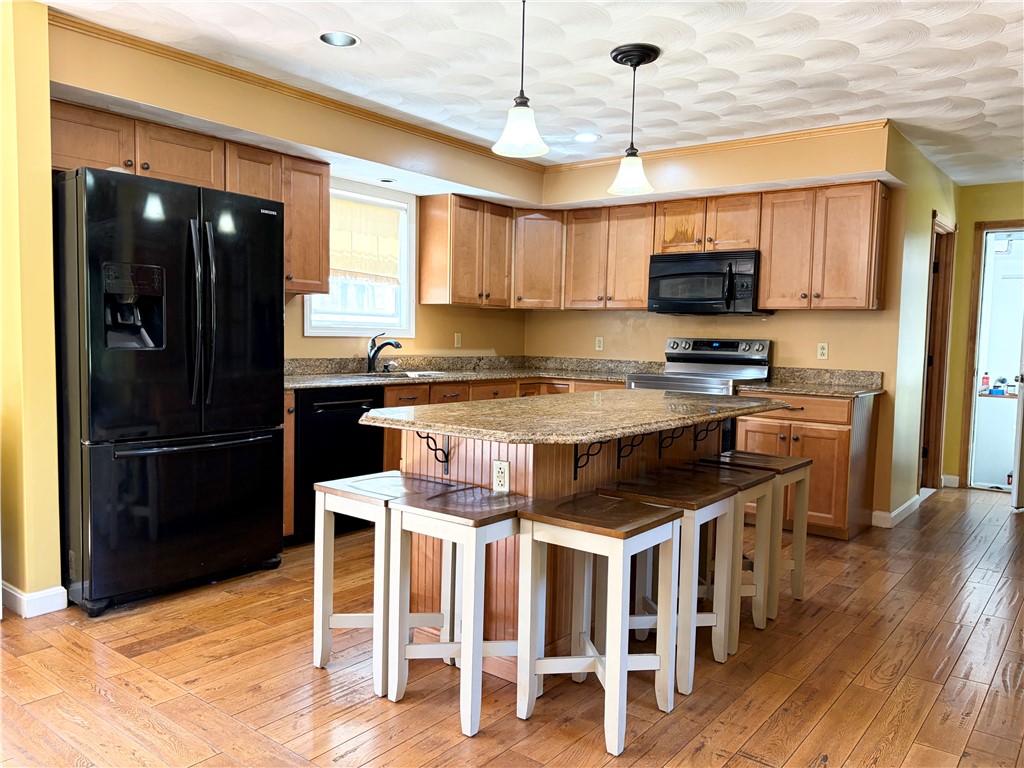 771 Gibson Hill Road Coventry, RI 02827 - Photo 3 of 31