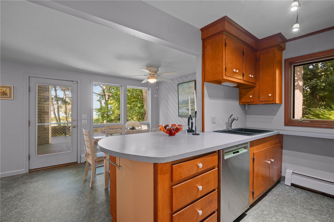 41 Rosedale Road Warwick, RI 02818 - Photo 27 of 40