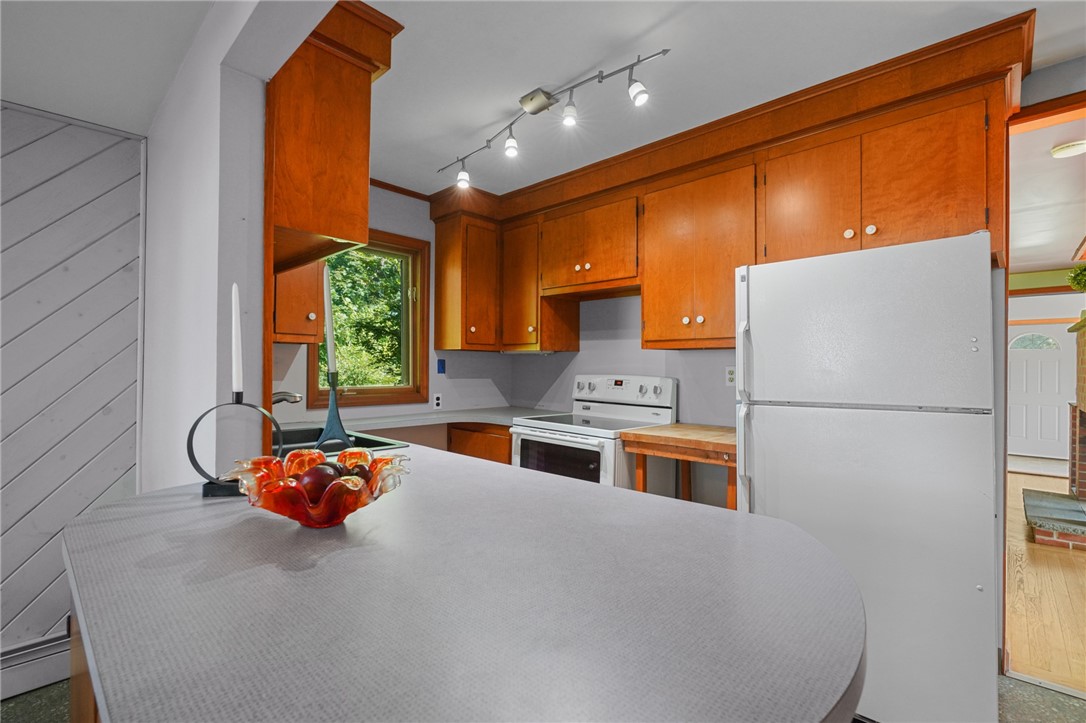 41 Rosedale Road Warwick, RI 02818 - Photo 28 of 40