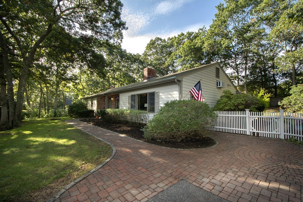 16 Priest Road Plymouth, MA 02360 - Photo 3 of 26 Gallery Image 3
