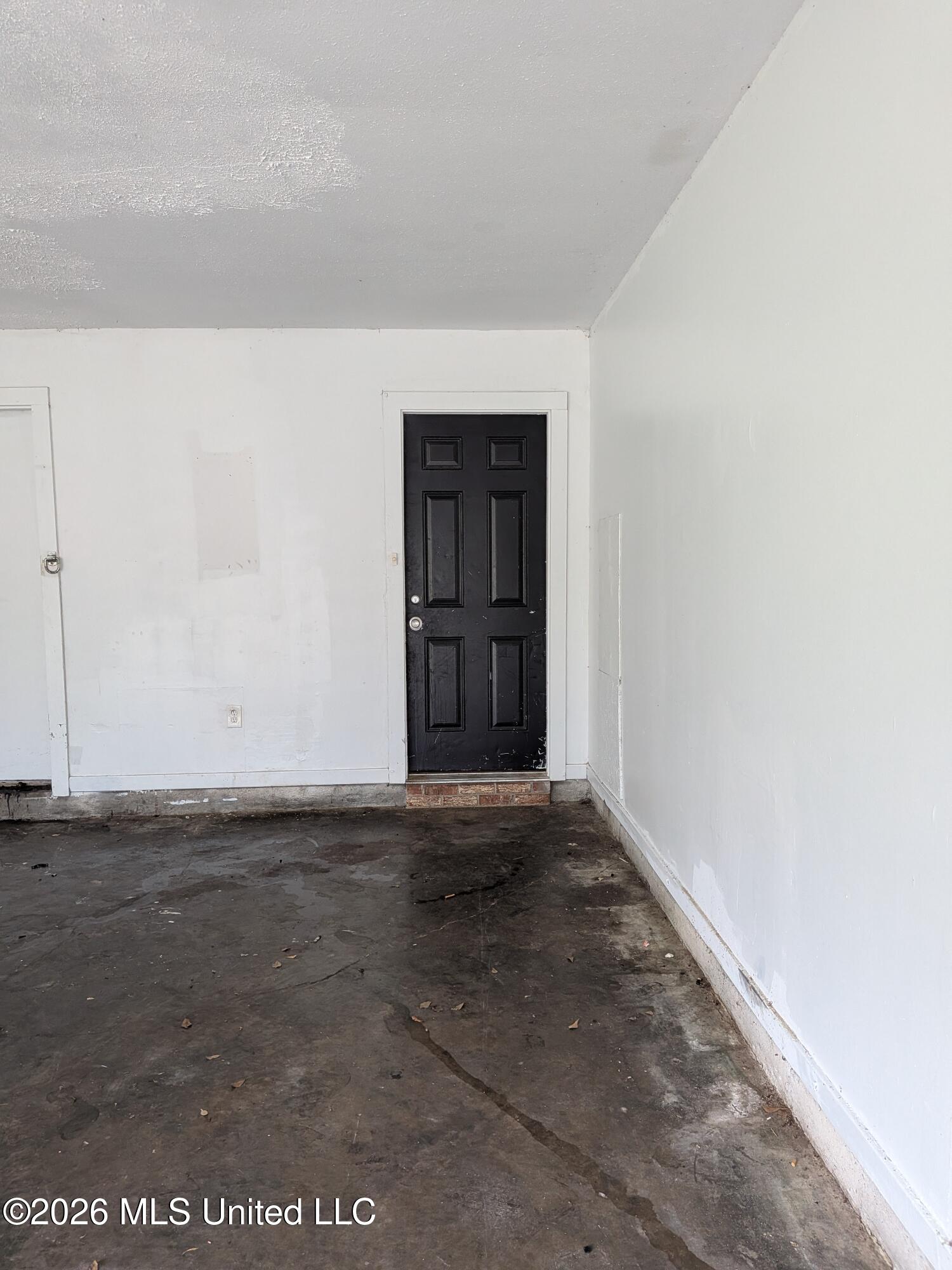 2386 Breckinridge Road Jackson, MS 39204 - Photo 12 of 14 walkthrough-photo-4 (3)