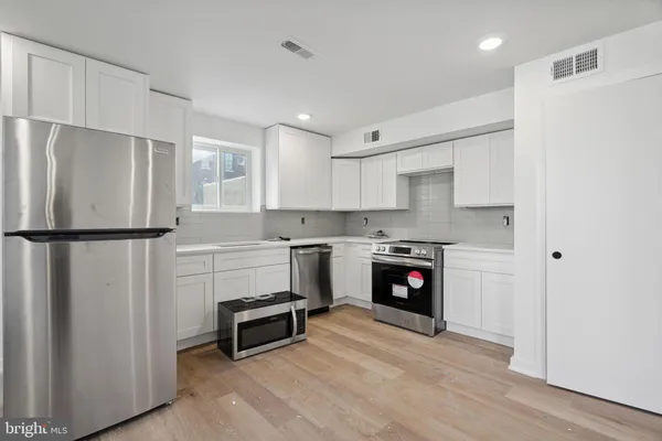 $2,250 | 1873 Frankford Avenue, Unit 2F, Philadelphia, PA 19125