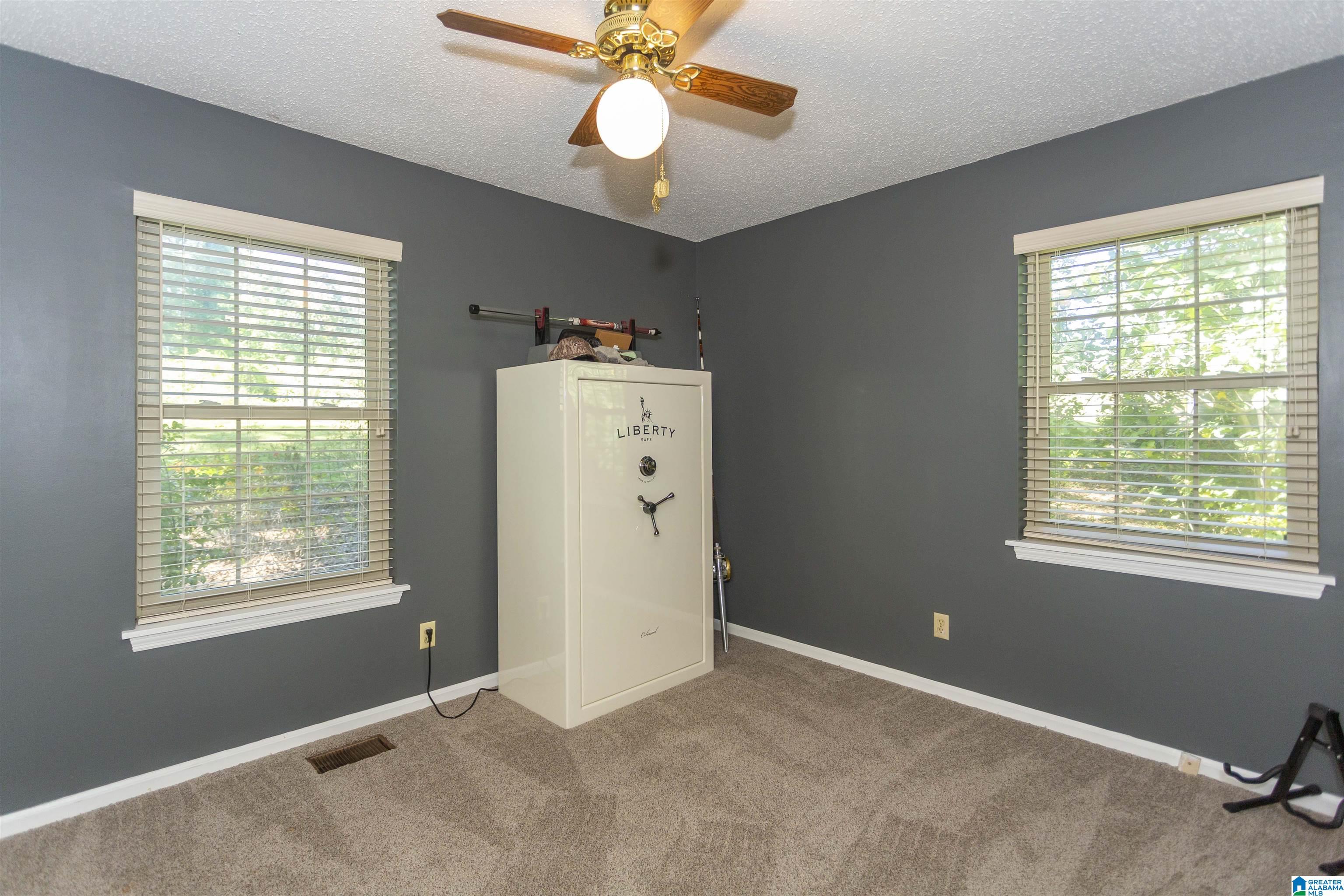 435 16th Street Calera, AL 35040 - Photo 33 of 47