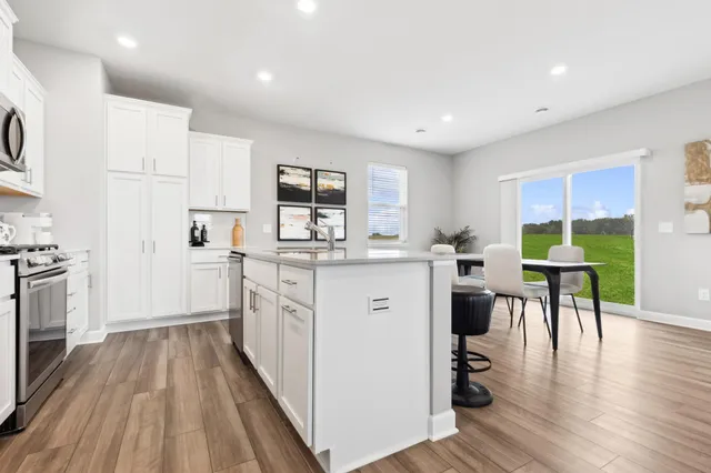 $419,530 | 10736 Henslowe Avenue South, Cottage Grove, MN 55016