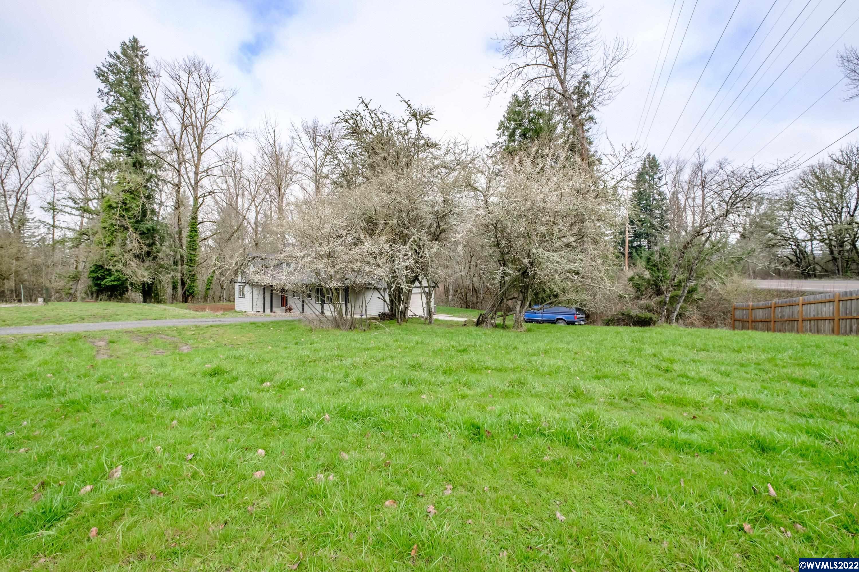 33008 Brewster Road Lebanon, OR 97355 - Photo 38 of 42 Gallery Image 38