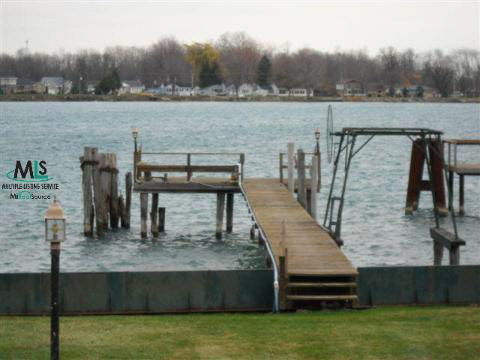 8105 South River Road Marine City, MI 48039 - Photo 11 of 12 914558-10.JPG