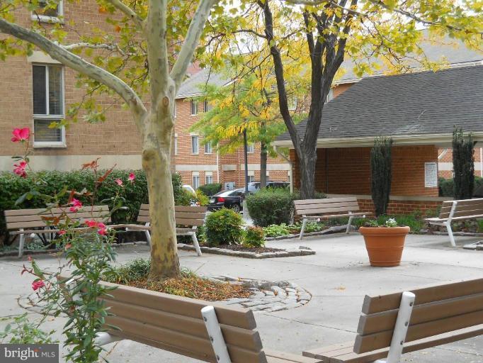 109 West Conway Street, Unit R Baltimore, MD 21201 - Photo 20 of 24 Community Amenities 1