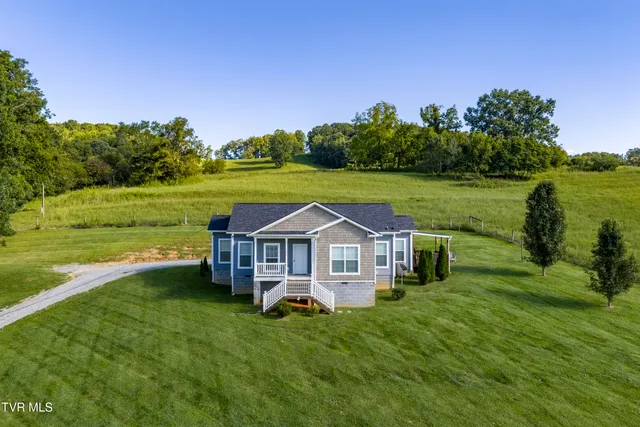 $339,999 | 3039 Rocky Springs Road, Piney Flats, TN 37686