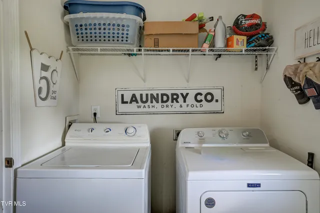 $339,999 | 3039 Rocky Springs Road, Piney Flats, TN 37686