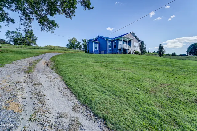 $339,999 | 3039 Rocky Springs Road, Piney Flats, TN 37686