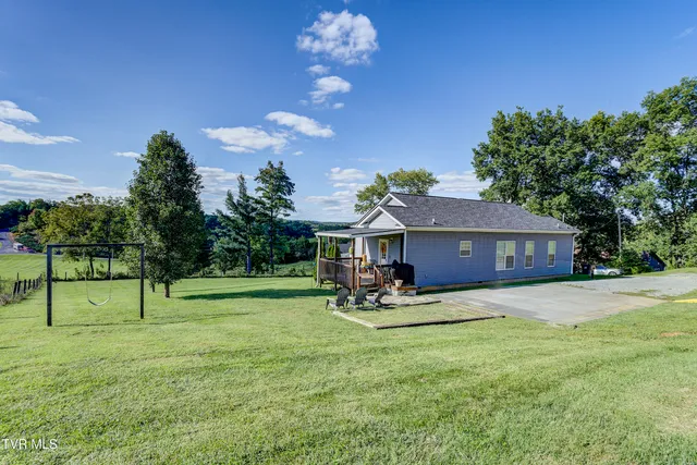 $339,999 | 3039 Rocky Springs Road, Piney Flats, TN 37686