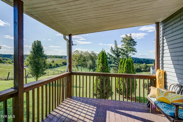 $339,999 | 3039 Rocky Springs Road, Piney Flats, TN 37686