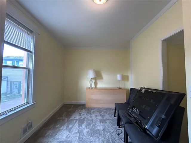 $1,300 | 217 Arthur Street, Unit 1, Zelienople, PA 16063