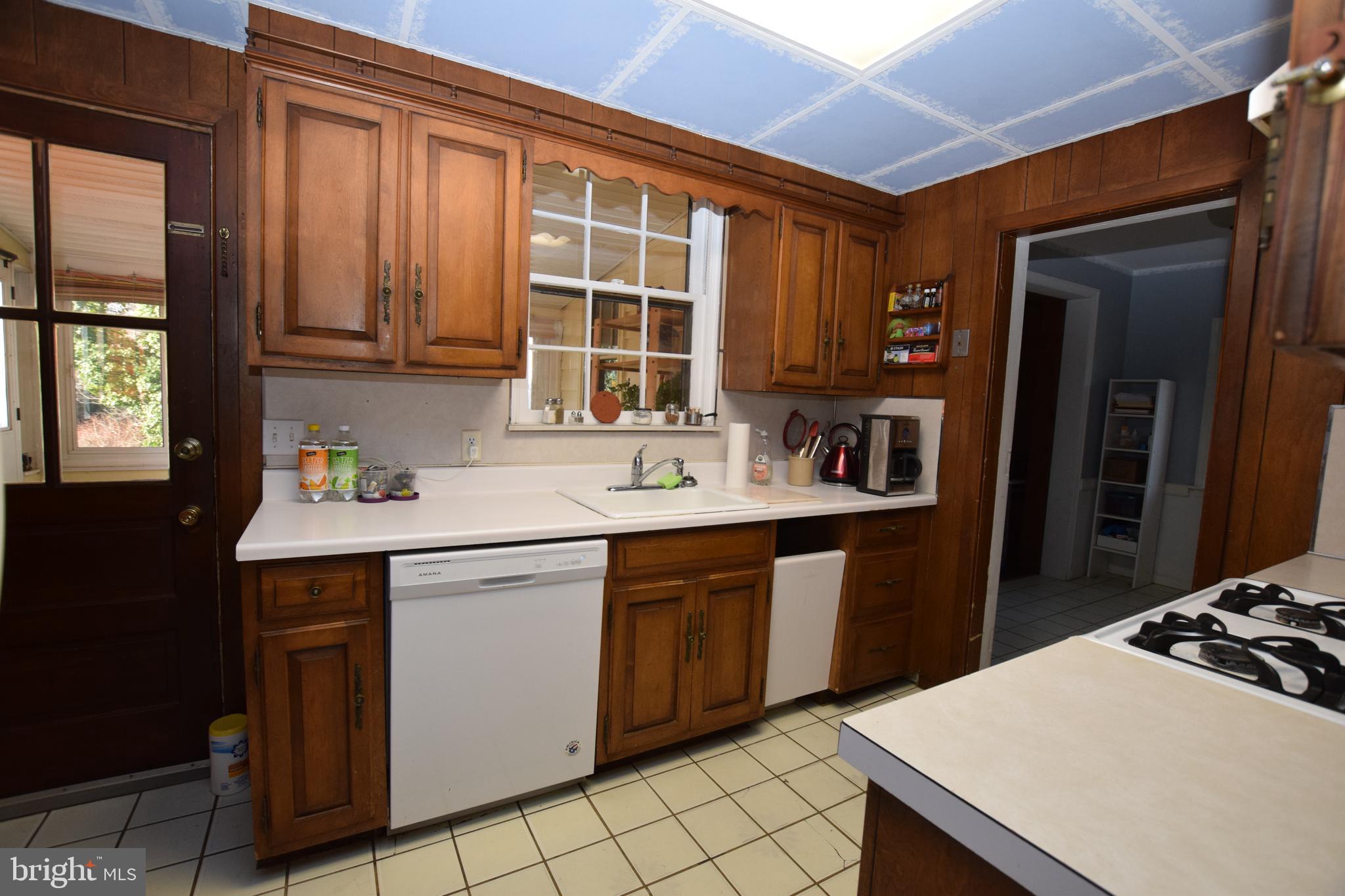 733 South Providence Road Wallingford, PA 19086 - Photo 11 of 48