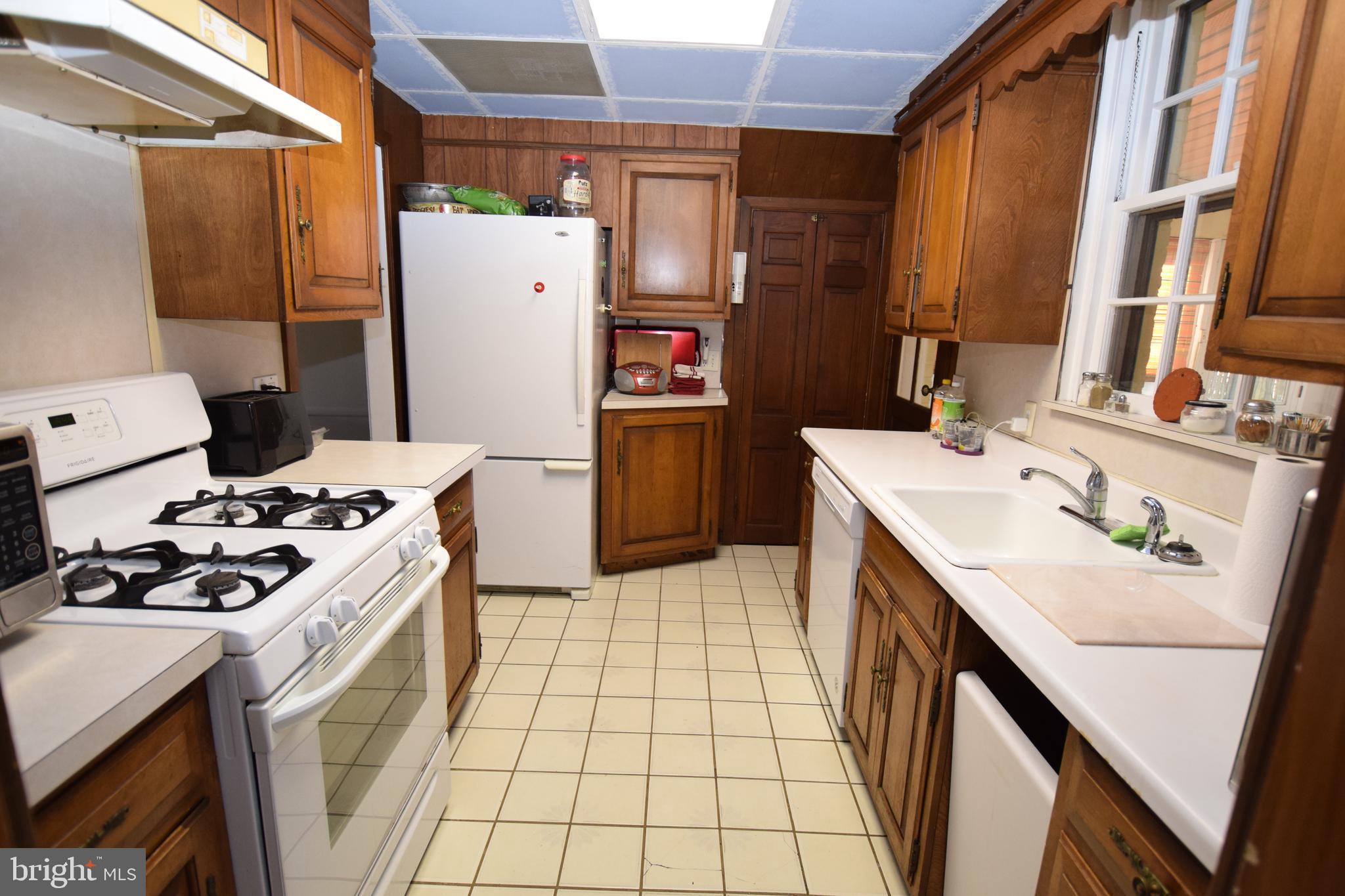 733 South Providence Road Wallingford, PA 19086 - Photo 13 of 48