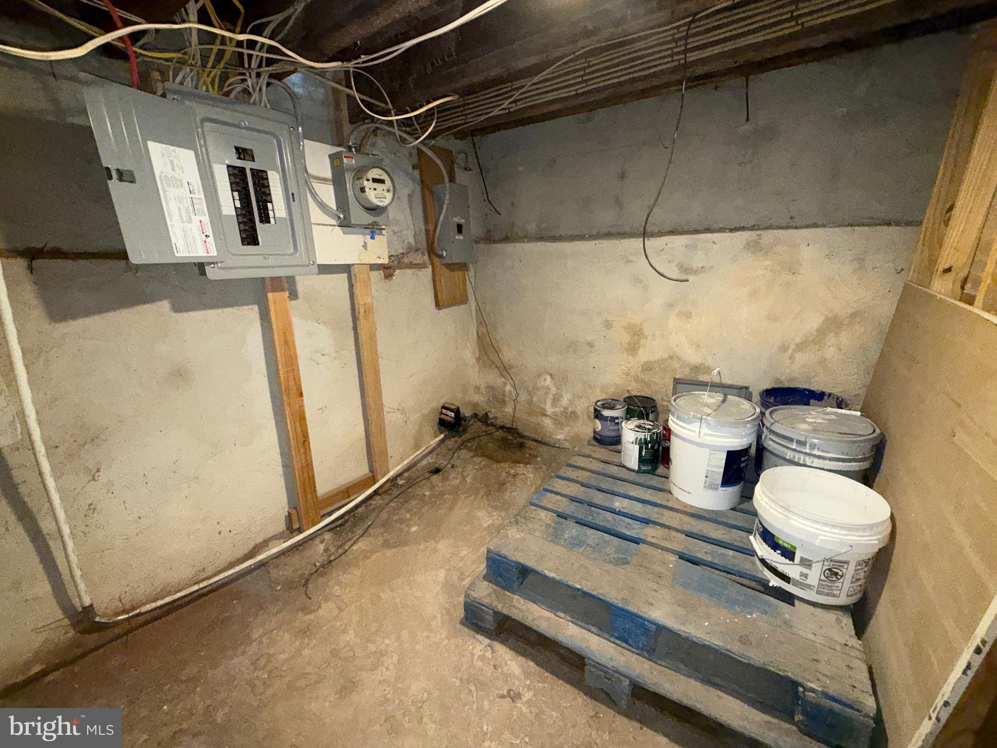 2943 Wharton Street Philadelphia, PA 19146 - Photo 34 of 36 a bathroom with a sink toilet and shower