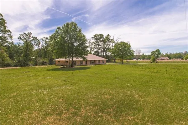 $325,000 | 60388 Highway 1054, Amite, LA 70422