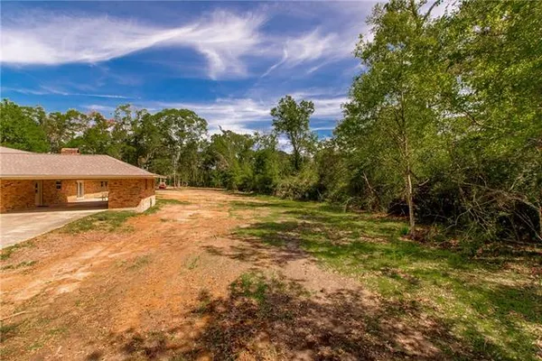 $325,000 | 60388 Highway 1054, Amite, LA 70422
