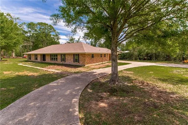 $325,000 | 60388 Highway 1054, Amite, LA 70422