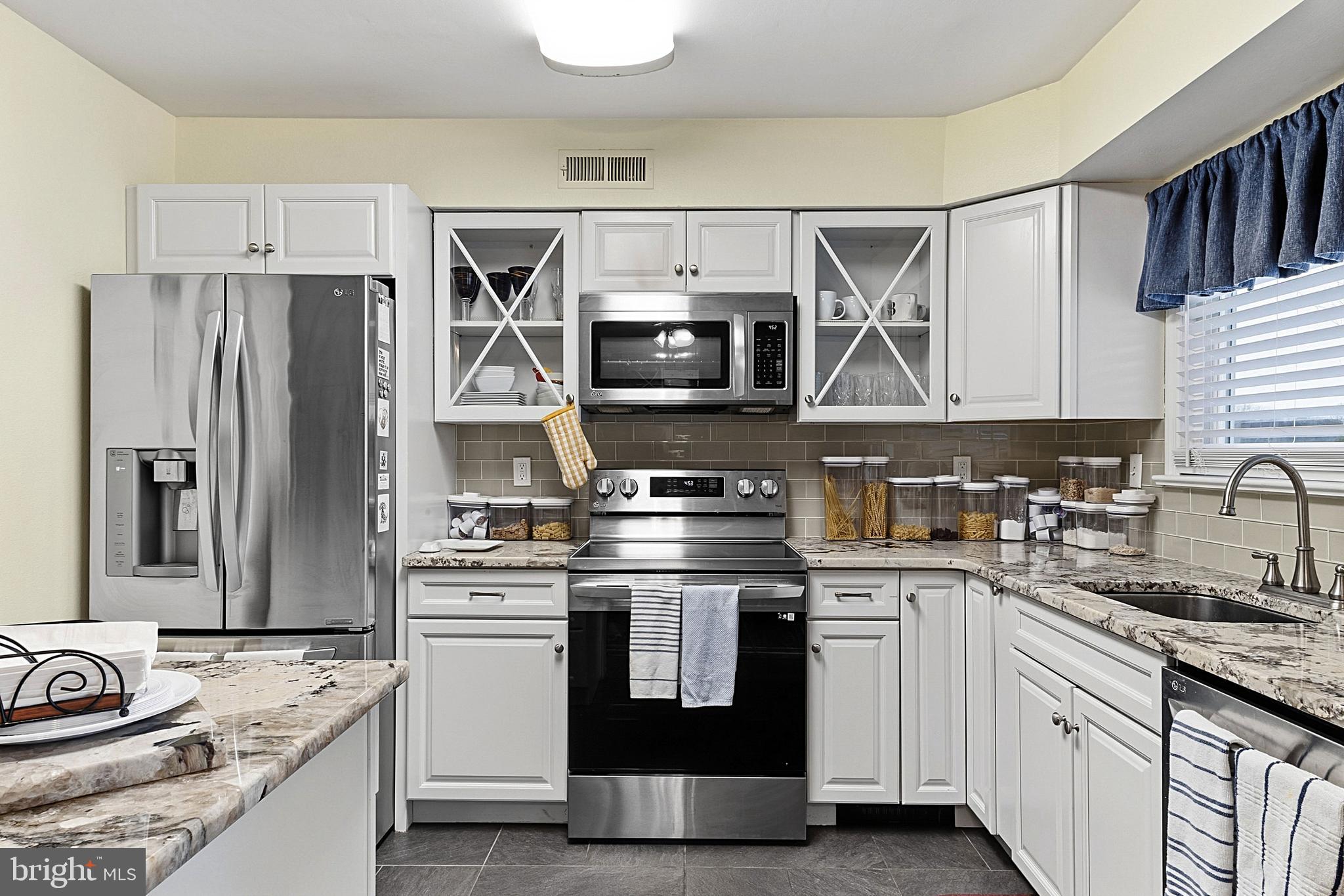 491A Delair Road Monroe Township, NJ 08831 - Photo 8 of 22