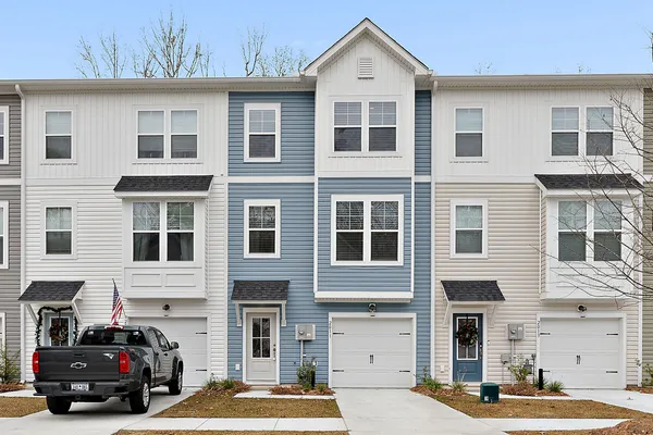 $2,595 | 2011 Quiet Ibis Road, Hanahan, SC 29410