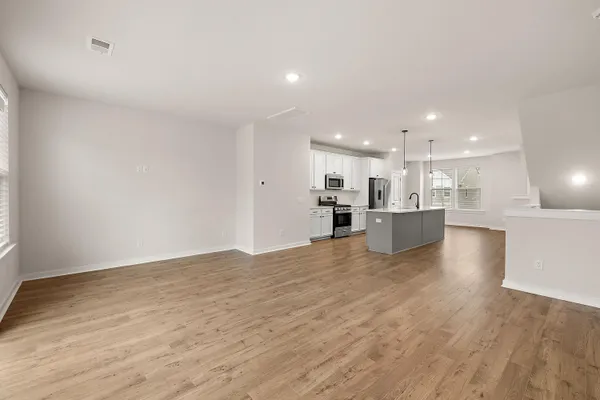 $2,595 | 2011 Quiet Ibis Road, Hanahan, SC 29410