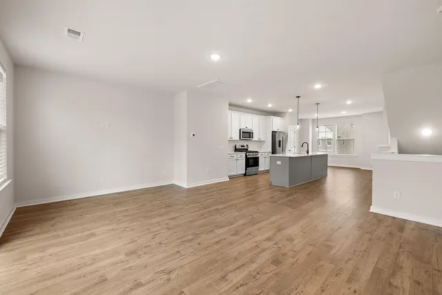 $2,695 | 2011 Quiet Ibis Road, Hanahan, SC 29410