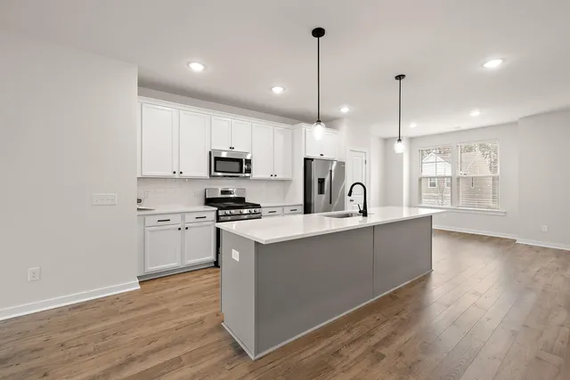 $2,695 | 2011 Quiet Ibis Road, Hanahan, SC 29410