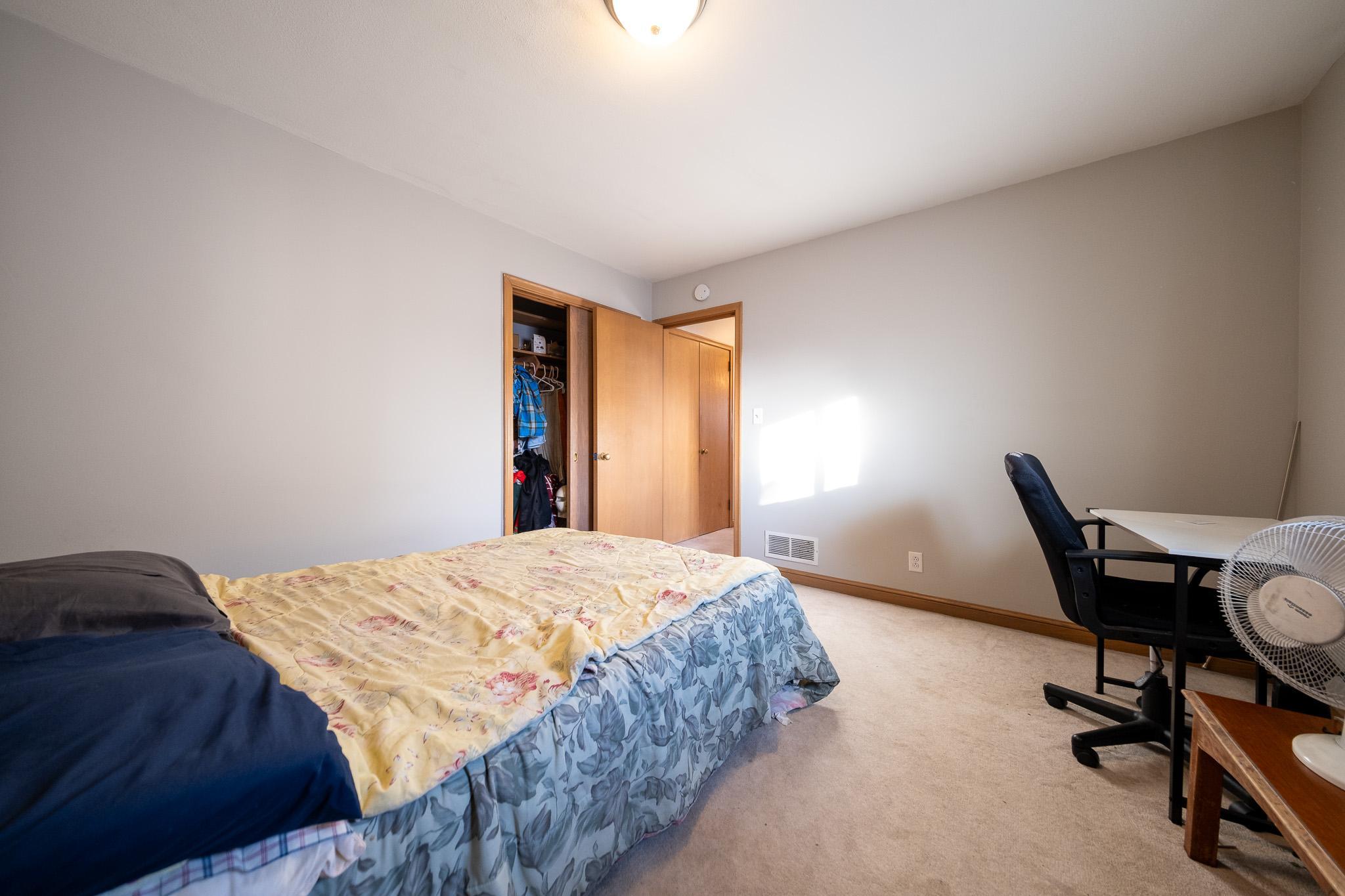 6620 Oakland Avenue South Richfield, MN 55423 - Photo 20 of 27