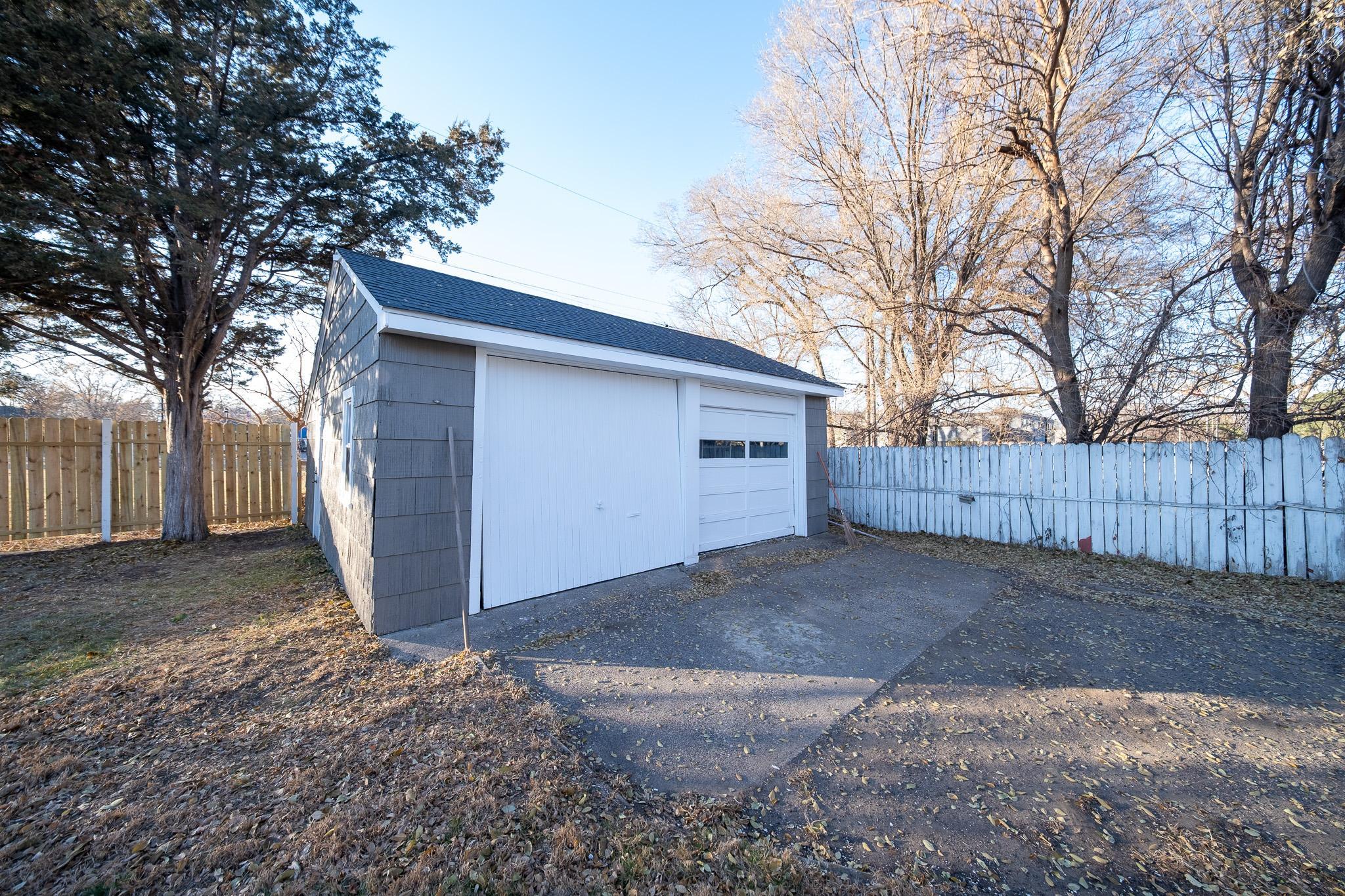 6620 Oakland Avenue South Richfield, MN 55423 - Photo 26 of 27