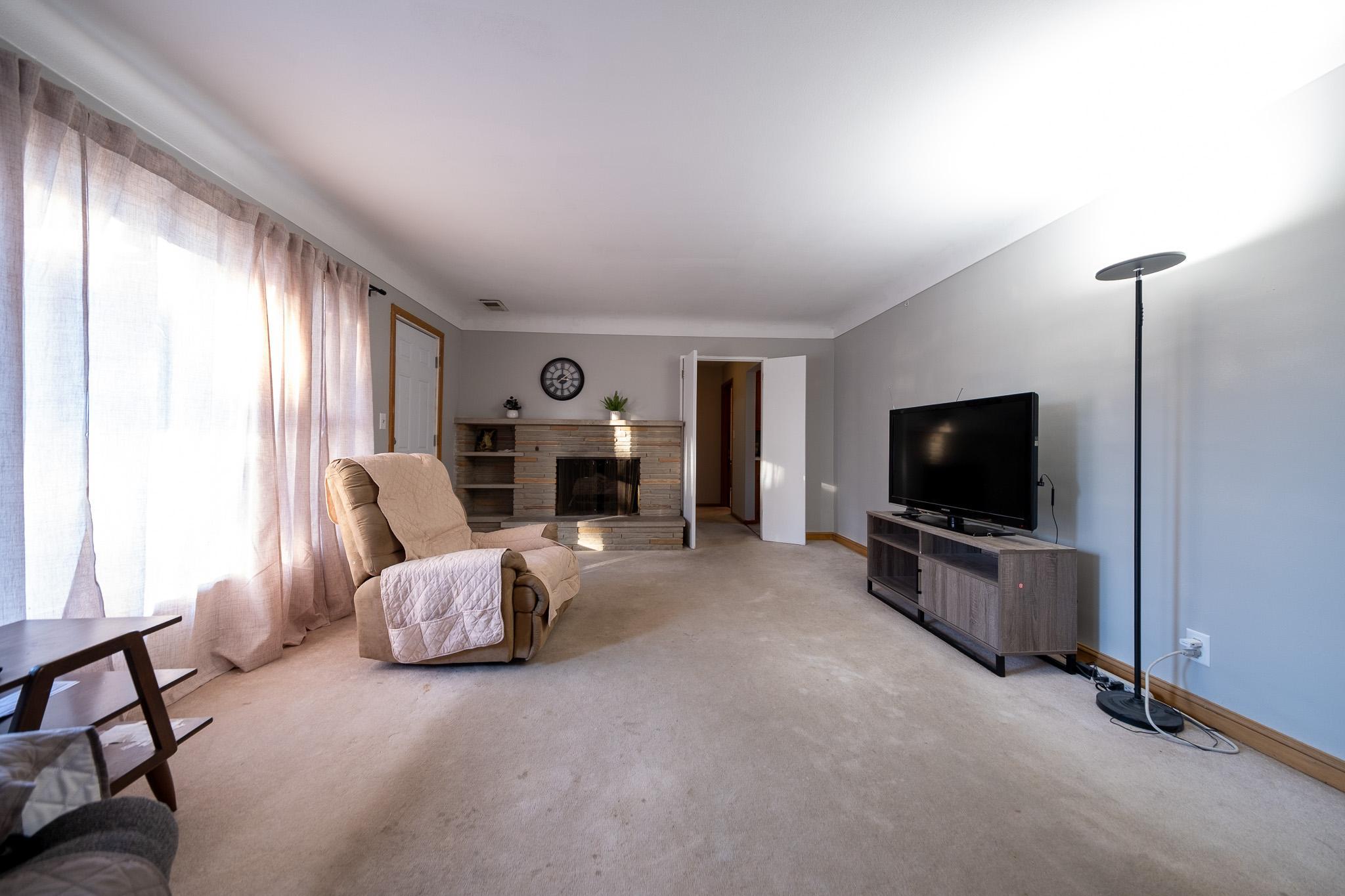 6620 Oakland Avenue South Richfield, MN 55423 - Photo 5 of 27