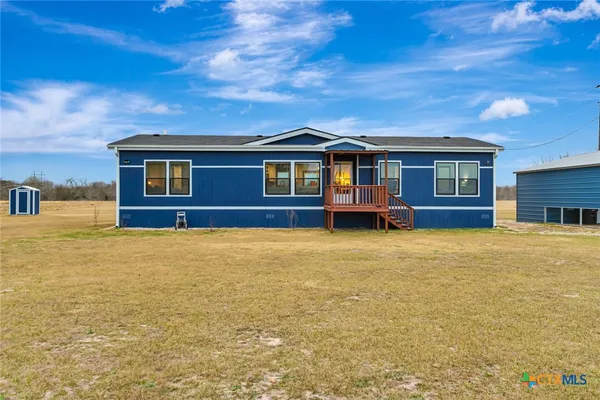 $274,900 | 497 West Oaks Drive, Victoria, TX 77905