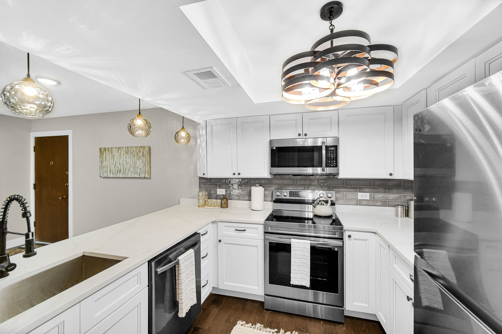 820 Elder Road, Unit C413 Homewood, IL 60430 - Photo 7 of 21 Gallery Image 7
